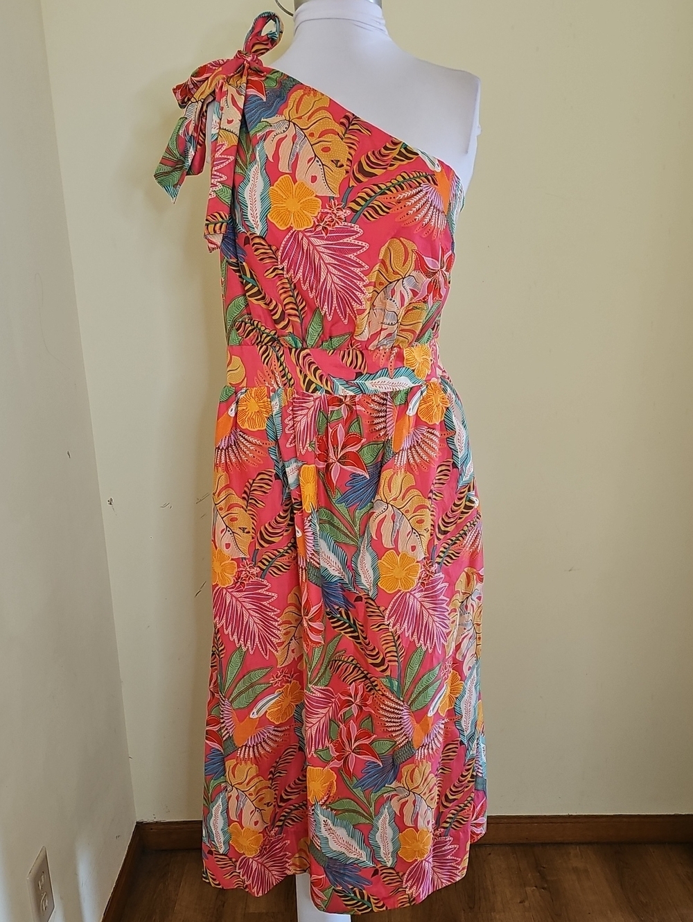 Gibson Latimer One-Shoulder Tropical Print Midi Dress in Pink & Yellow